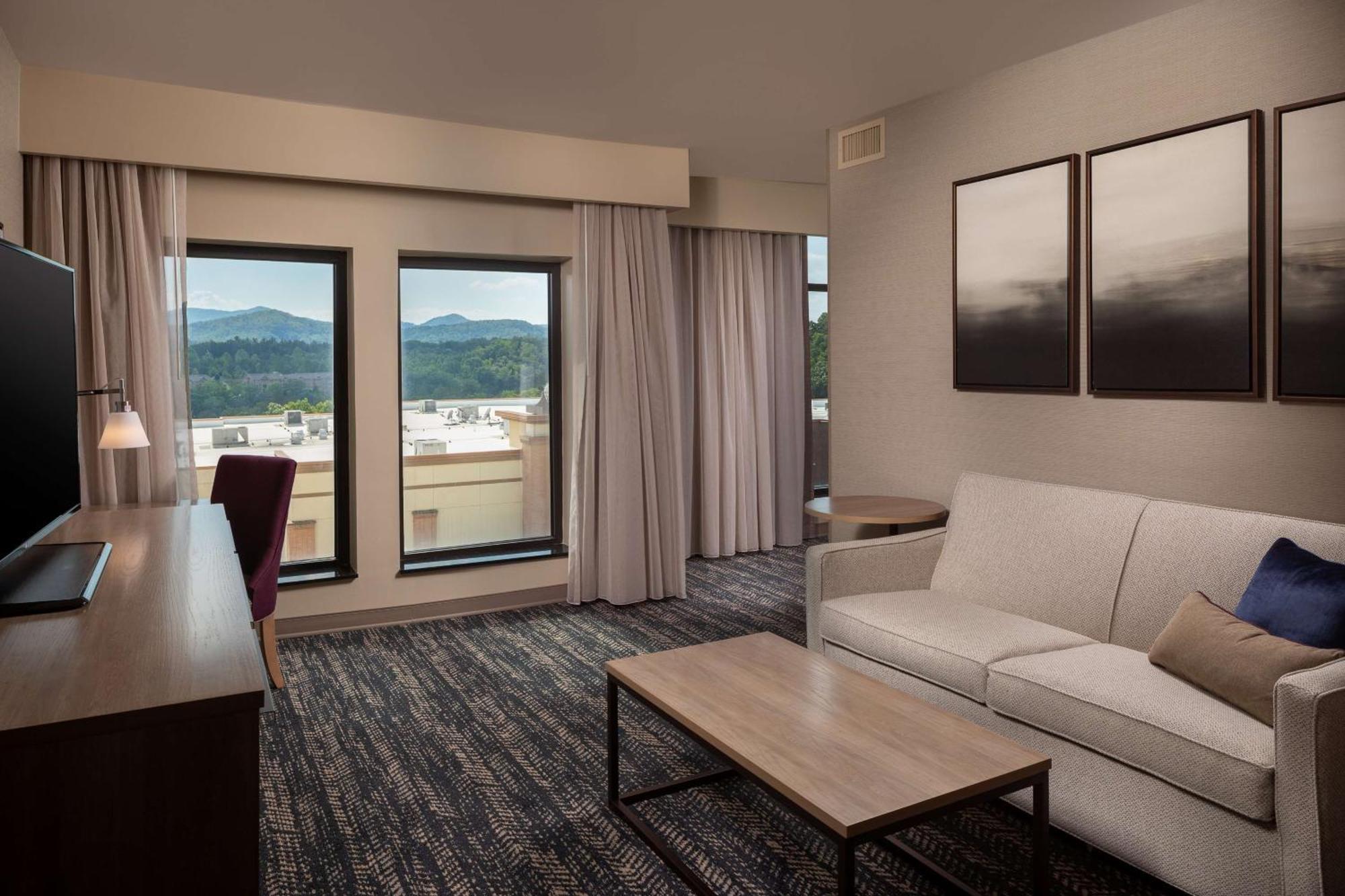 ฮิลตัน แอชวิลล์ บิลต์มอร์ พาร์ค Hotel ภายนอก รูปภาพ