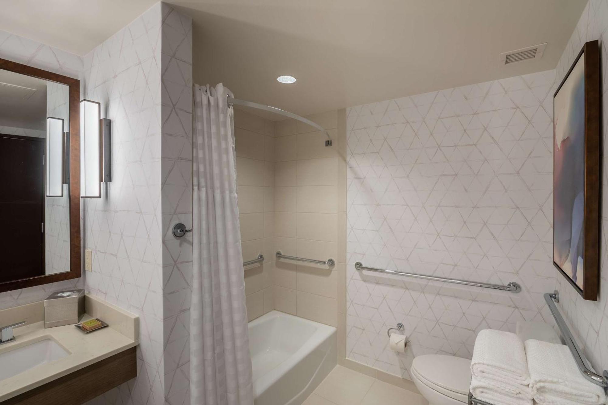 ฮิลตัน แอชวิลล์ บิลต์มอร์ พาร์ค Hotel ภายนอก รูปภาพ